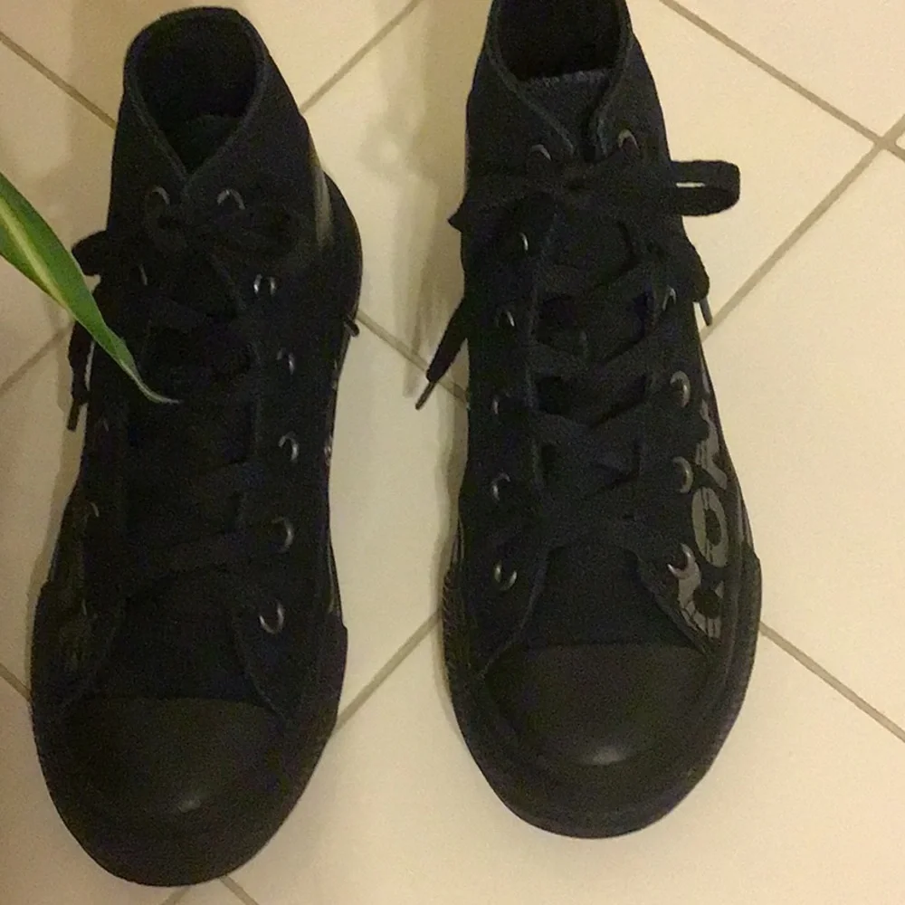 ‘Converse’ All Star Black Canvas Hi-Top Sneakers